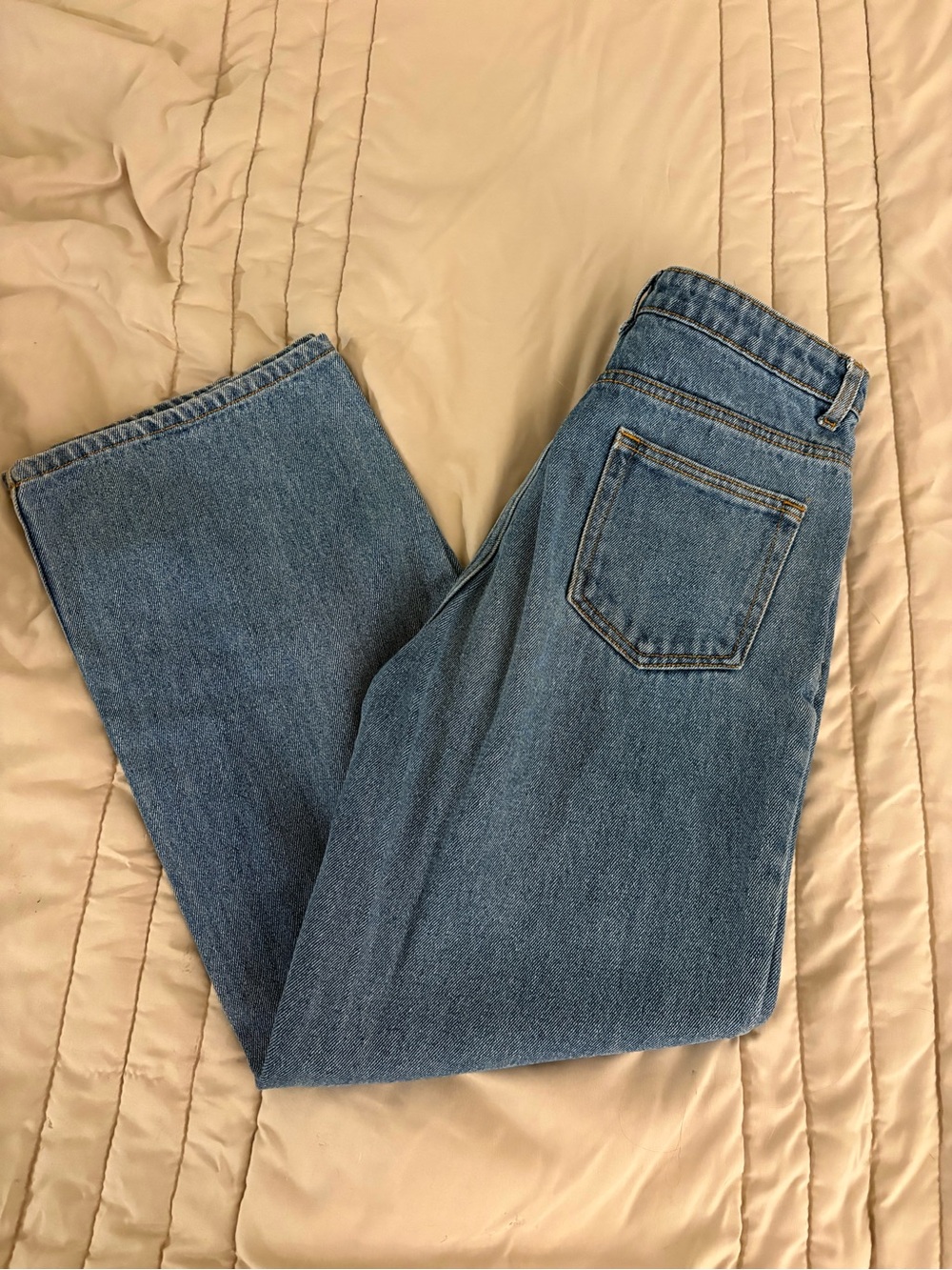 Amazon Women's HR Straight Leg Jeans